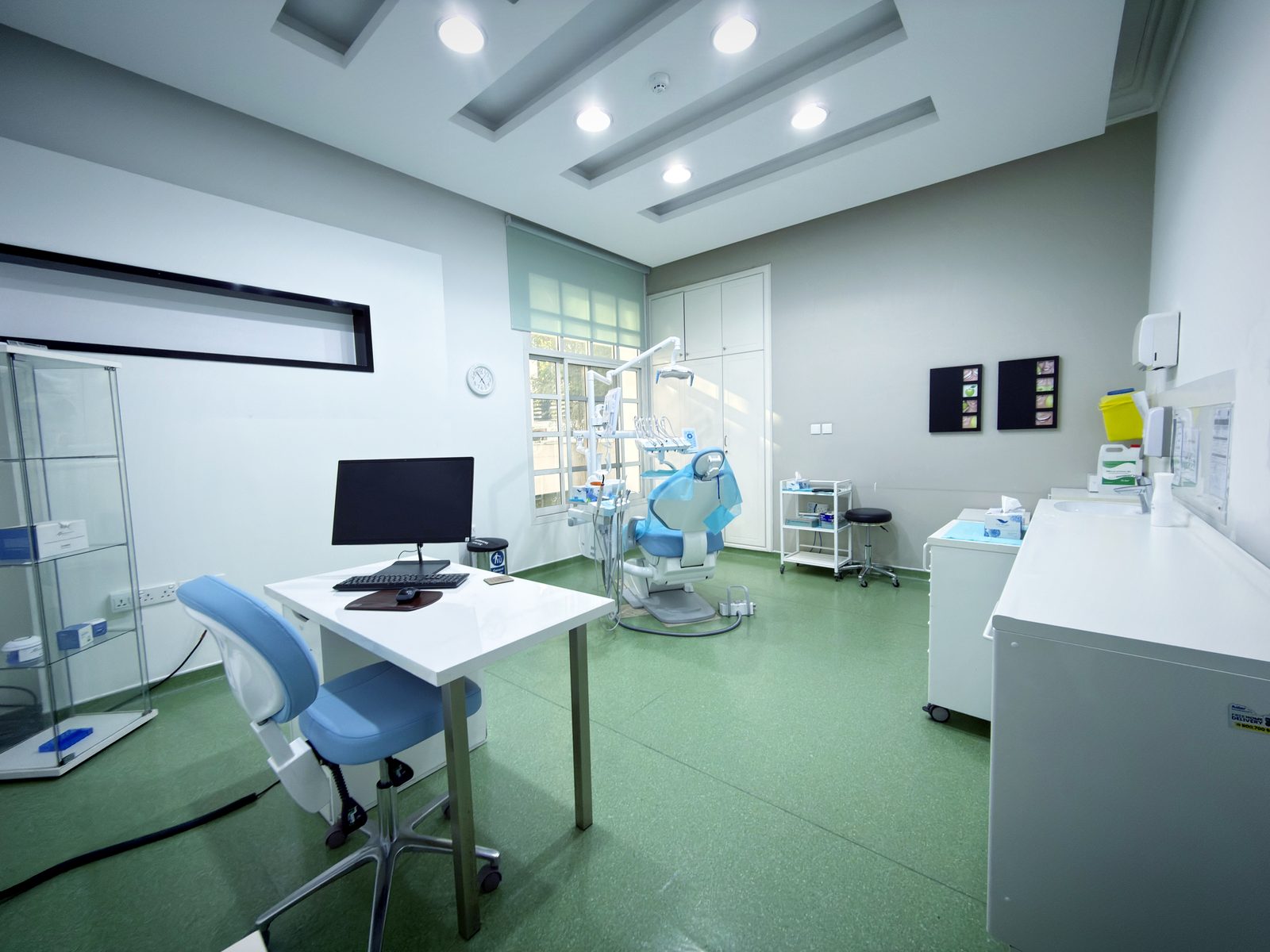 Dental treatment room with workstation in a poly clinic in Jumeirah, Dubai